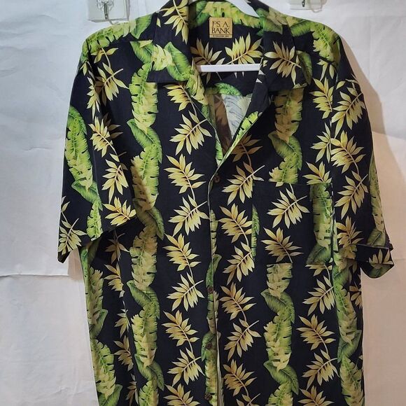 JA Banks Men's Traditional Fit Camp Shirt Size Large, Little Wear - Like New - Picture 1 of 8